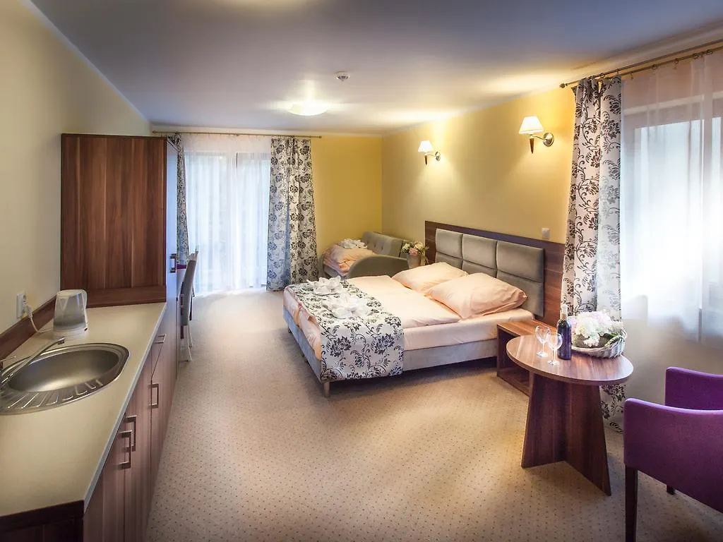 Hotel Trzy Sosny Szklarska Poręba 2*,  Polska